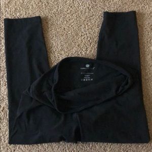 Black yogalicious leggings